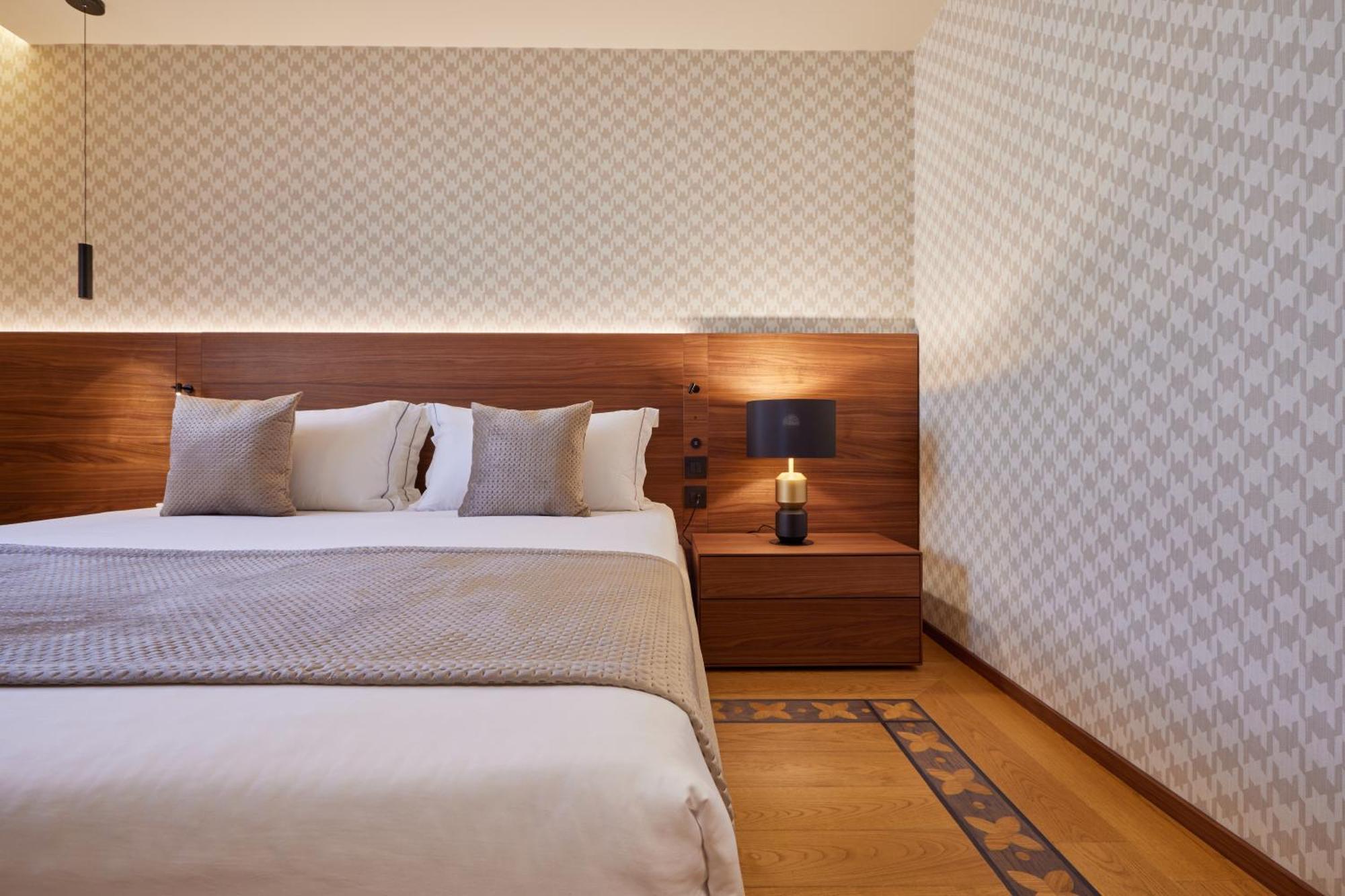 Valis Luxury Hotel Vlore Phòng bức ảnh