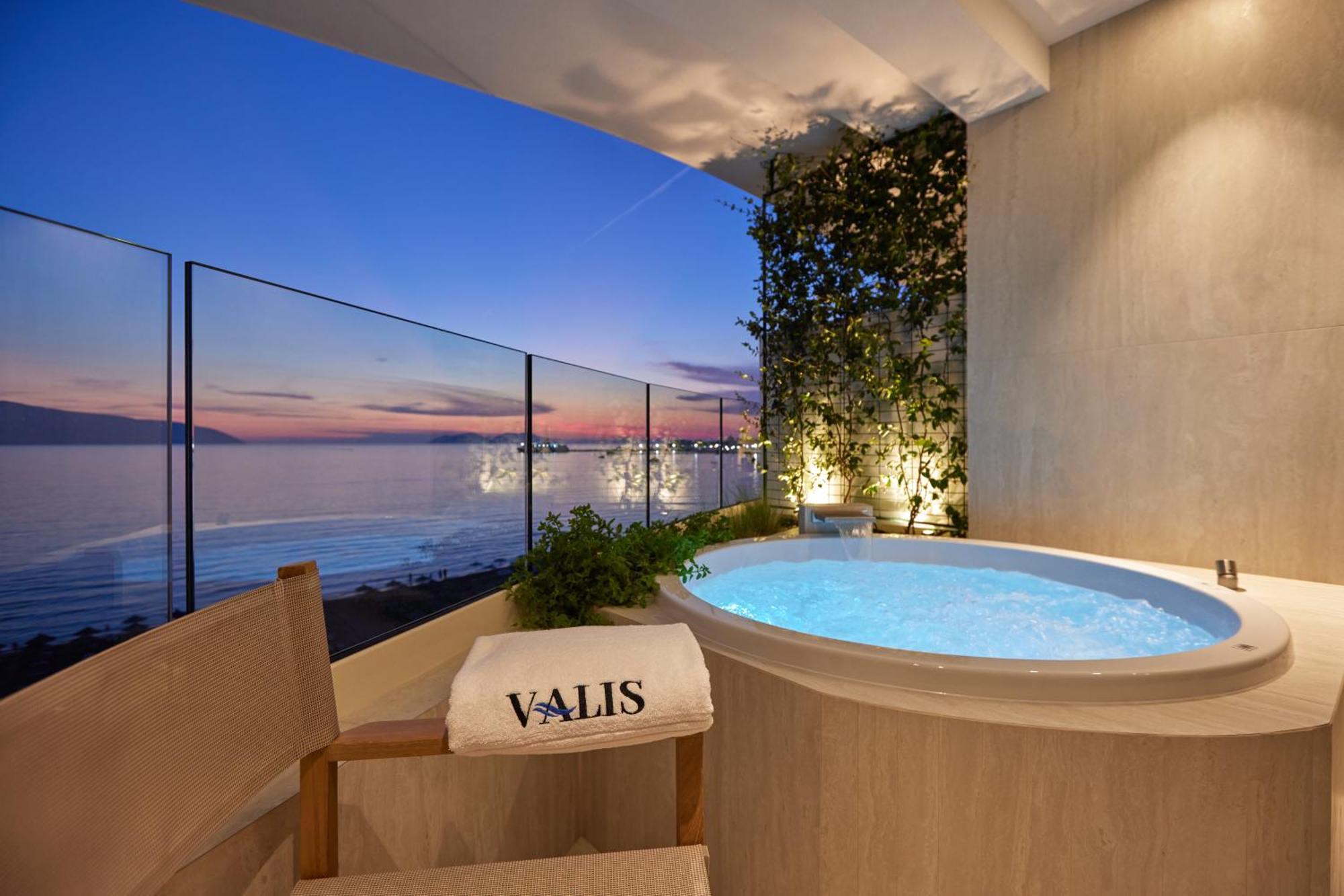 Valis Luxury Hotel Vlore Ngoại thất bức ảnh