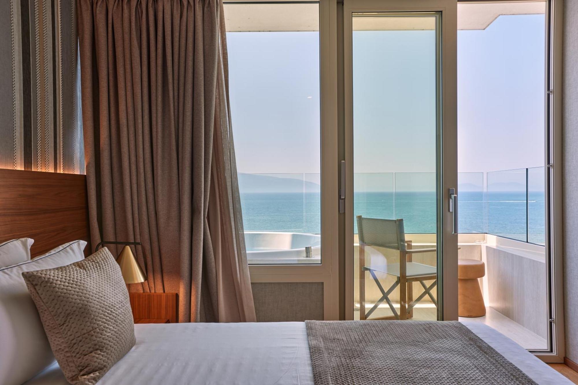 Valis Luxury Hotel Vlore Ngoại thất bức ảnh